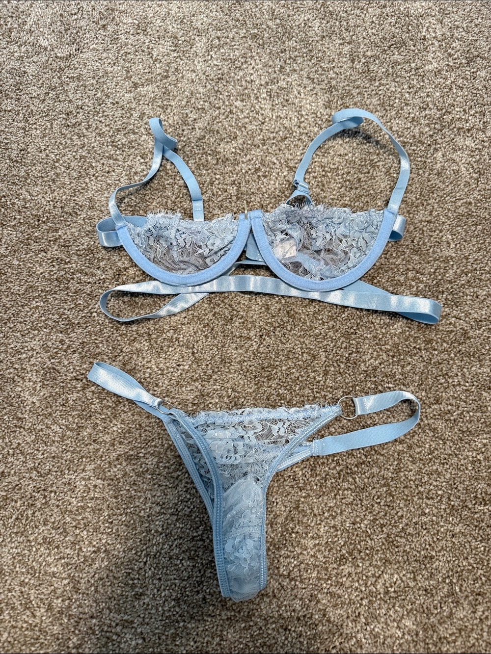 Light Blue Lace Underwire Bra & Thong Set - Women Intimates